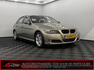 BMW 3 Serie 318i Corporate Lease Luxury Line Leder, Clima, P beschikbaar voor biedingen