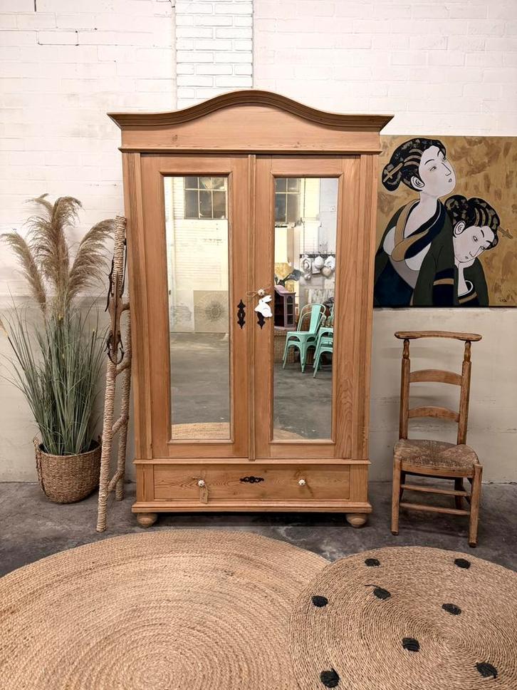 Linnenkast meidenkast spiegelkast vintage kledingkast hout, Kinderen en Baby's, Kinderkamer | Commodes en Kasten, 105 cm of meer