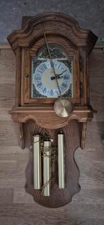Houten Wandklok met Slinger en Gewichten, Ophalen