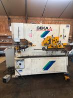 Geka 110 Tons Pons/knip machine, Ophalen