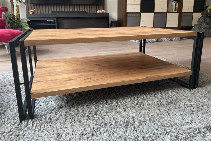 Robuuste salontafel met stalen frame, Huis en Inrichting, Tafels | Salontafels, Zo goed als nieuw, Minder dan 50 cm, 100 tot 150 cm