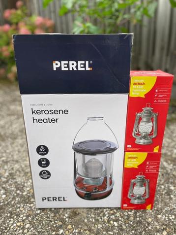 Draagbare kerosene heater en 2 hurricane LED-lampen beschikbaar voor biedingen