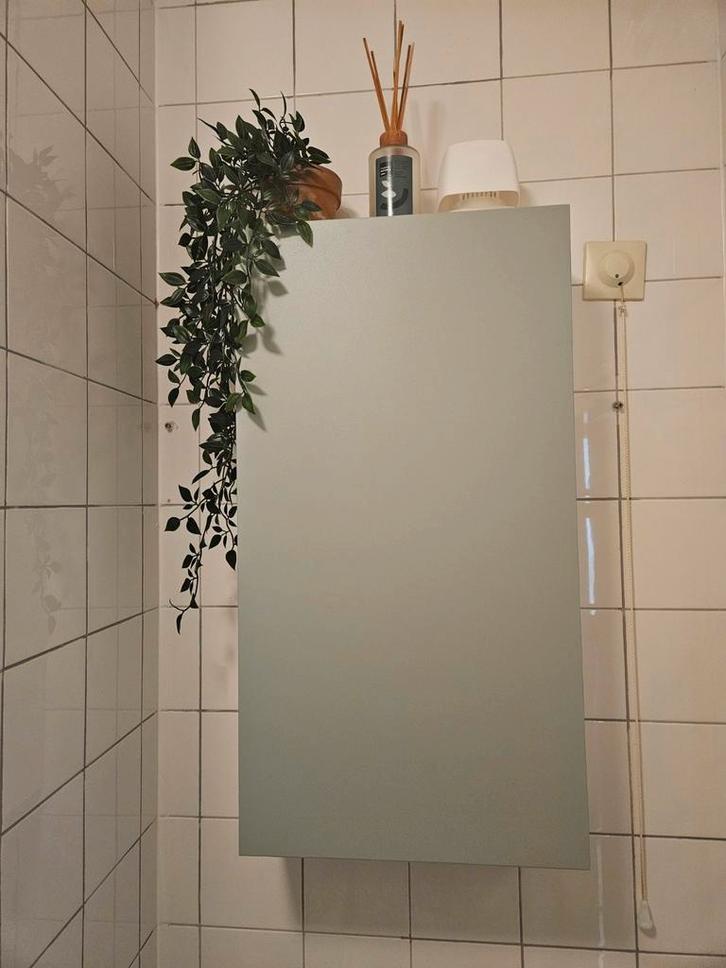 Ikea ENHET badkamerkastje - Grijsgroen - 40x17x75 cm, Huis en Inrichting, Badkamer | Badkamermeubels, Zo goed als nieuw, (Half)hoge kast