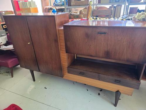 Zéér aparte vintage  highboard., Huis en Inrichting, Kasten | Wandmeubels, Gebruikt, Minder dan 100 cm, 25 tot 50 cm, Ophalen