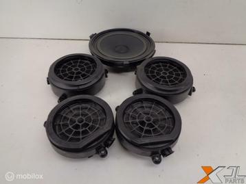 C-KLASSE W203 LUIDSPREKERSET SPEAKERSET A2038200802 beschikbaar voor biedingen