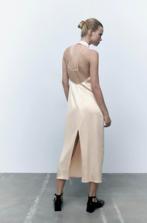 ZARA mooie jurk met open rug maat s, Kleding | Dames, Overige typen, Overige kleuren, Verzenden, Zara