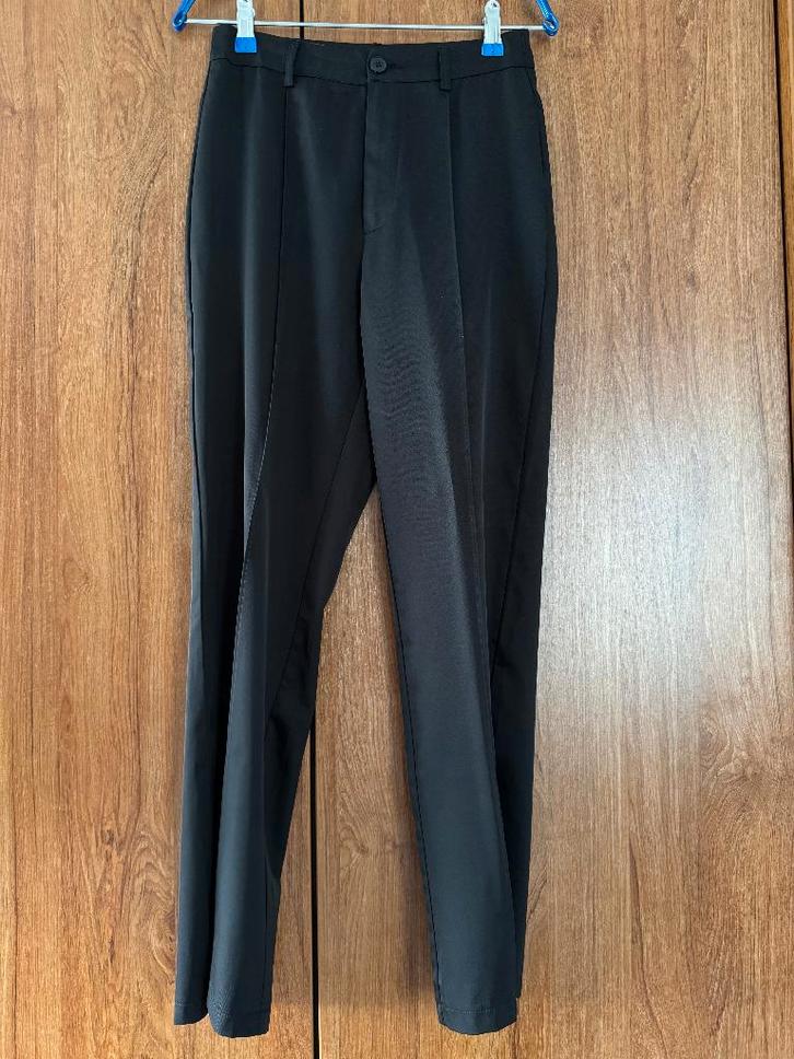 Zwarte pantalon maat XS, Kleding | Dames, Broeken en Pantalons, Zo goed als nieuw, Maat 34 (XS) of kleiner, Zwart, Lang, Ophalen of Verzenden