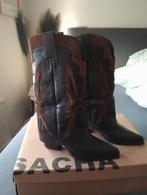 Nieuwe laarzen, Kleding | Dames, Schoenen, Ophalen of Verzenden, Zo goed als nieuw, Zwart, Hoge laarzen