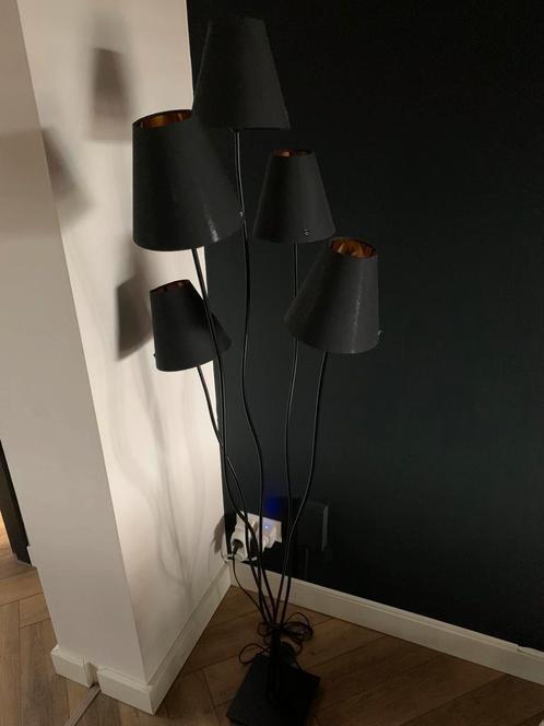 QAZQA Design vloerlamp zwart met stoffen kappen 5-lichts, Huis en Inrichting, Lampen | Vloerlampen, Zo goed als nieuw, 150 tot 200 cm