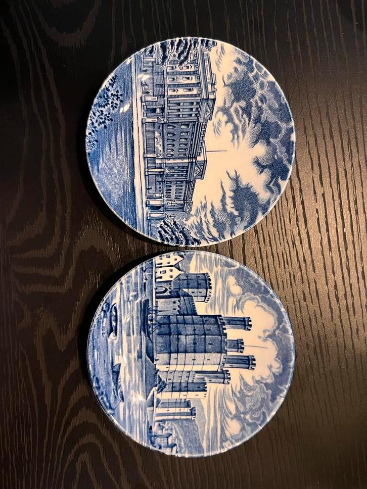 Vintage Royal Homes of Britain Bordjes, Antiek en Kunst, Antiek | Schalen, Ophalen of Verzenden