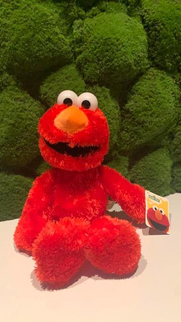 Gloednieuwe elmo knuffel sesame street. beschikbaar voor biedingen