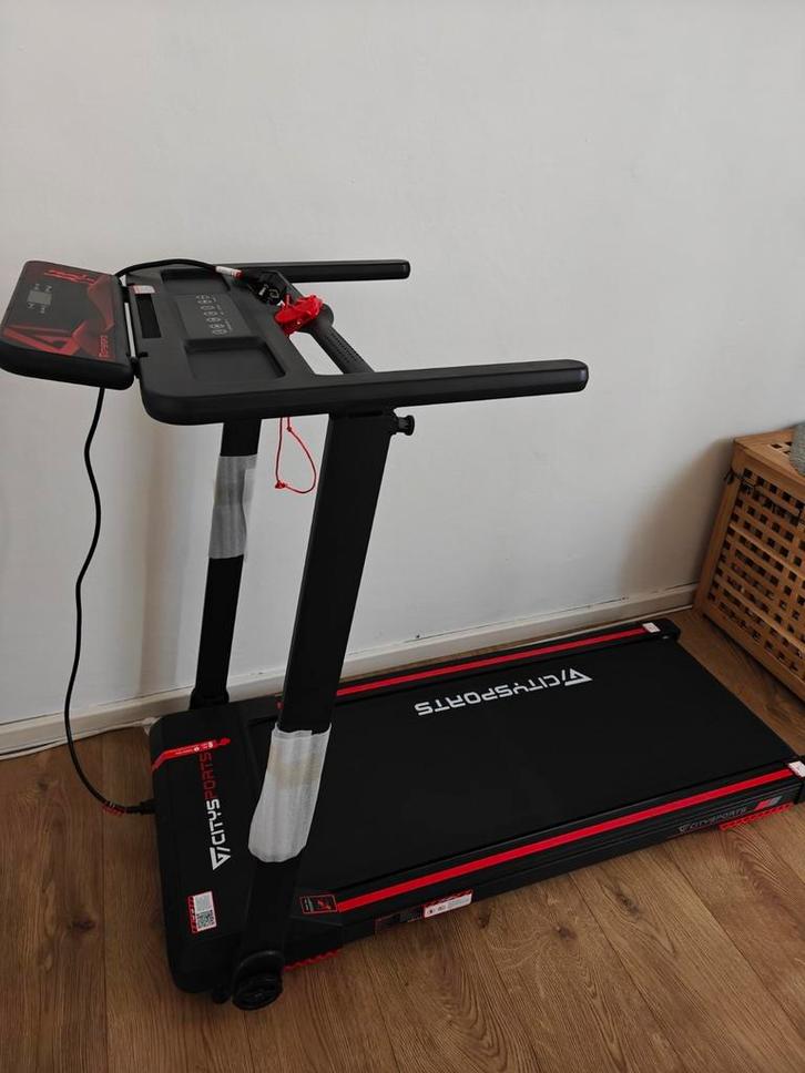 CitySports Loopband Met 8% Hellingfunctie - Inklapbaar, Sport en Fitness, Fitnessapparatuur, Zo goed als nieuw, Loopband, Ophalen