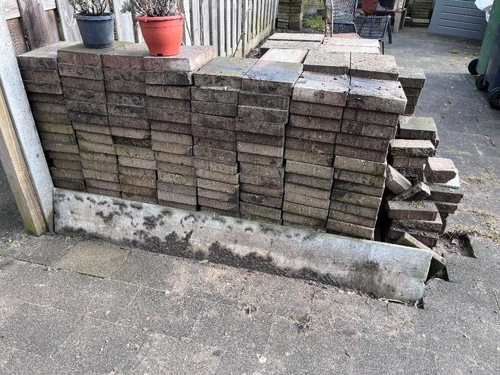 Gratis tuin tegels, Tuin en Terras, Tegels en Klinkers, Gebruikt, Terrastegels, Beton, 10 m² of meer, Ophalen