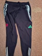 Supermooie broek arsenal! Maat l, Kleding | Heren, Sportkleding, Ophalen of Verzenden, Zo goed als nieuw