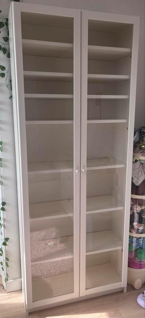 Witte Vitrinekast met Glazen Deuren, Huis en Inrichting, Kasten | Boekenkasten, Gebruikt, 50 tot 100 cm, 200 cm of meer, 25 tot 50 cm