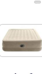 intex luchtbed 2 persoons, Caravans en Kamperen, Ophalen, Ingebouwde pomp, Zo goed als nieuw, 2-persoons