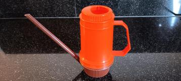 Retro gietertje voor binnenshuis beschikbaar voor biedingen