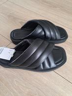 Zwarte leren slippers maat 38, Ophalen of Verzenden, Nieuw, Zwart, Sandalen of Muiltjes