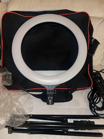 Lurk ringlamp – Nieuw in originele verpakking beschikbaar voor biedingen