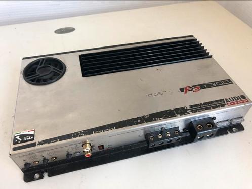 Audio systeem f2 300 versterker chroom, Auto diversen, Autospeakers, Gebruikt, Ophalen of Verzenden