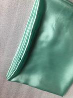 Lapje satijn - mint groen - 147 cm hoog x 237 cm breed, Overige kleuren, Ophalen of Verzenden, Zo goed als nieuw, 30 tot 120 cm
