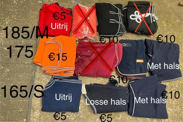 Veel verschillende fleece dekens beschikbaar voor biedingen