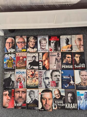 Voetbal boeken OPRUIMING beschikbaar voor biedingen