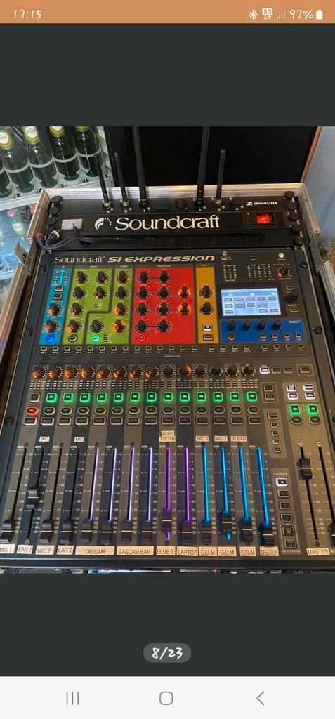 Soundcraft si expression, Muziek en Instrumenten, Mengpanelen, Zo goed als nieuw, 20 kanalen of meer, Microfooningang, Ophalen of Verzenden