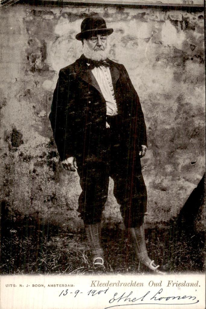 Kleederdrachten Oud- Friesland, Verzamelen, Ansichtkaarten | Nederland, Gelopen, Friesland, Voor 1920, Ophalen of Verzenden