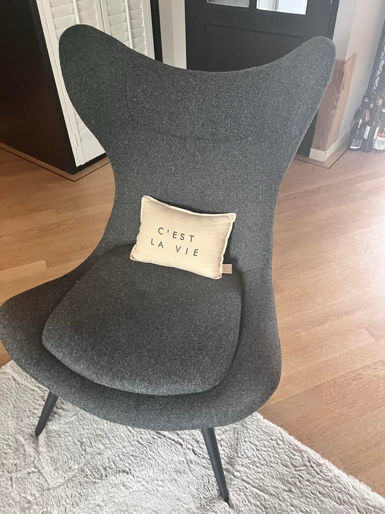 Oor fauteuil antraciet grijs stof, Huis en Inrichting, Fauteuils, Ophalen of Verzenden, Zo goed als nieuw, Stof, 75 tot 100 cm