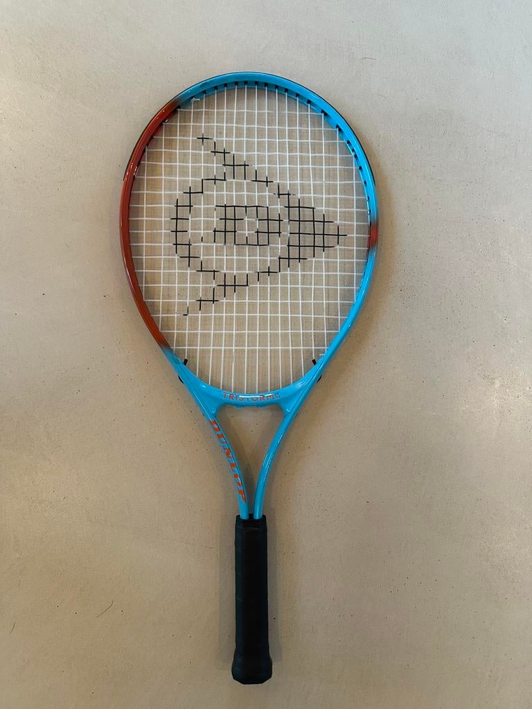 Tennisracket Dunlop Tristorm jr 23, Sport en Fitness, Tennis, L00, Ophalen of Verzenden, Zo goed als nieuw, Racket