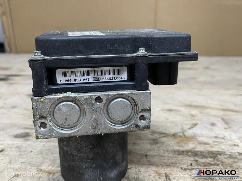 ABS pomp BMW 5 serie E60 E61 | 3451677574001, Auto-onderdelen, Remmen en Aandrijving, Gebruikt, Einsteinlaan 5 rijswijk, Bmw, Ophalen of Verzenden