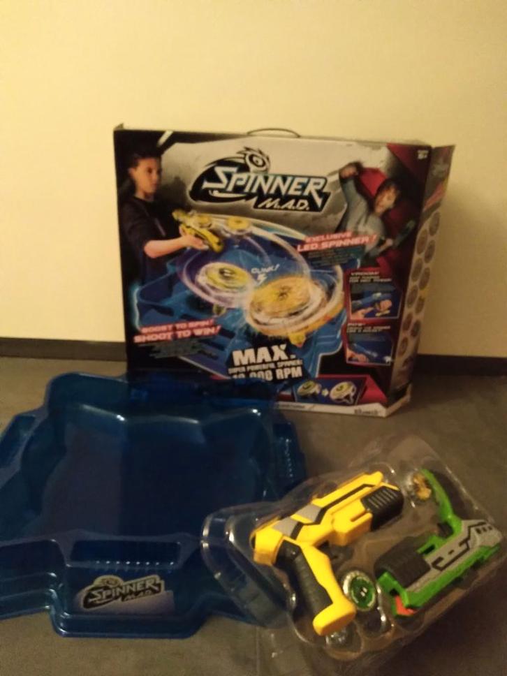 Spinner M.A.D. Deluxe Compleet met LED-spinner, Kinderen en Baby's, Speelgoed | Overig, Zo goed als nieuw, Jongen of Meisje, Ophalen