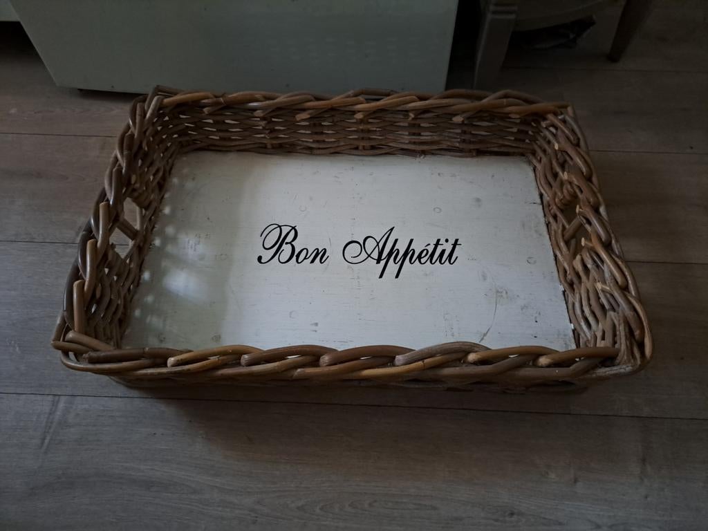 Mooie grote stevige rieten dienblad zgan, Ophalen, Zo goed als nieuw