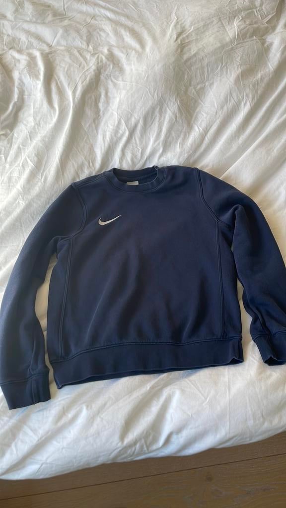 Blauwe nike trui maat 137-147 (M), Kleding | Heren, Truien en Vesten, Ophalen of Verzenden, Gedragen, Overige maten, Blauw