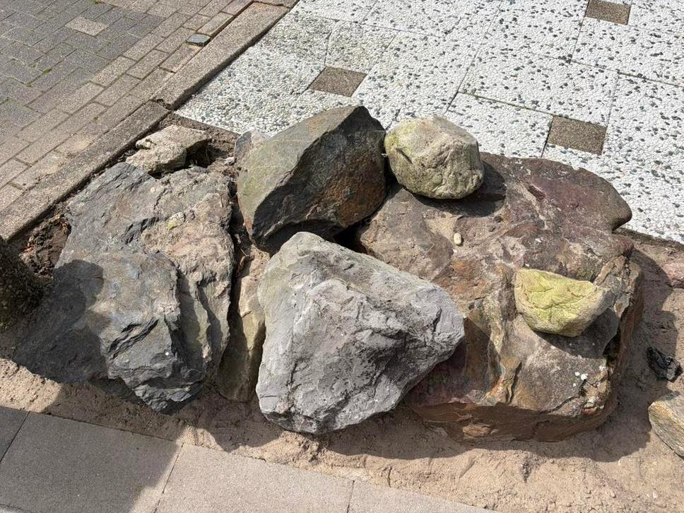 Gratis af te halen Verschillende keien en rotsen, Ophalen, Gebruikt, Multi, Kei