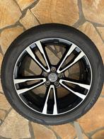 Pirelli PZERO4 VOL Zomerbanden met Volvo Velgen 19 inch, Gebruikt, Banden en Velgen, 235 mm, Personenwagen