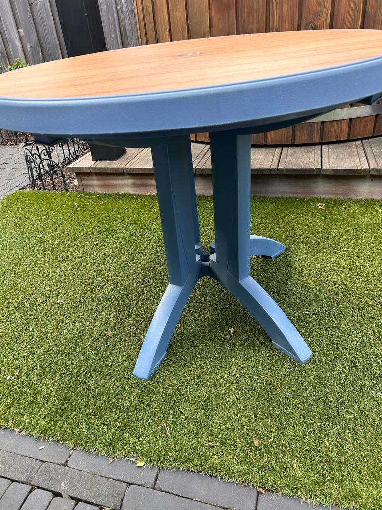 Opklapbare kunststof tuintafel - Rond, Tuin en Terras, Tuintafels, Gebruikt, Rond, Kunststof, Ophalen of Verzenden