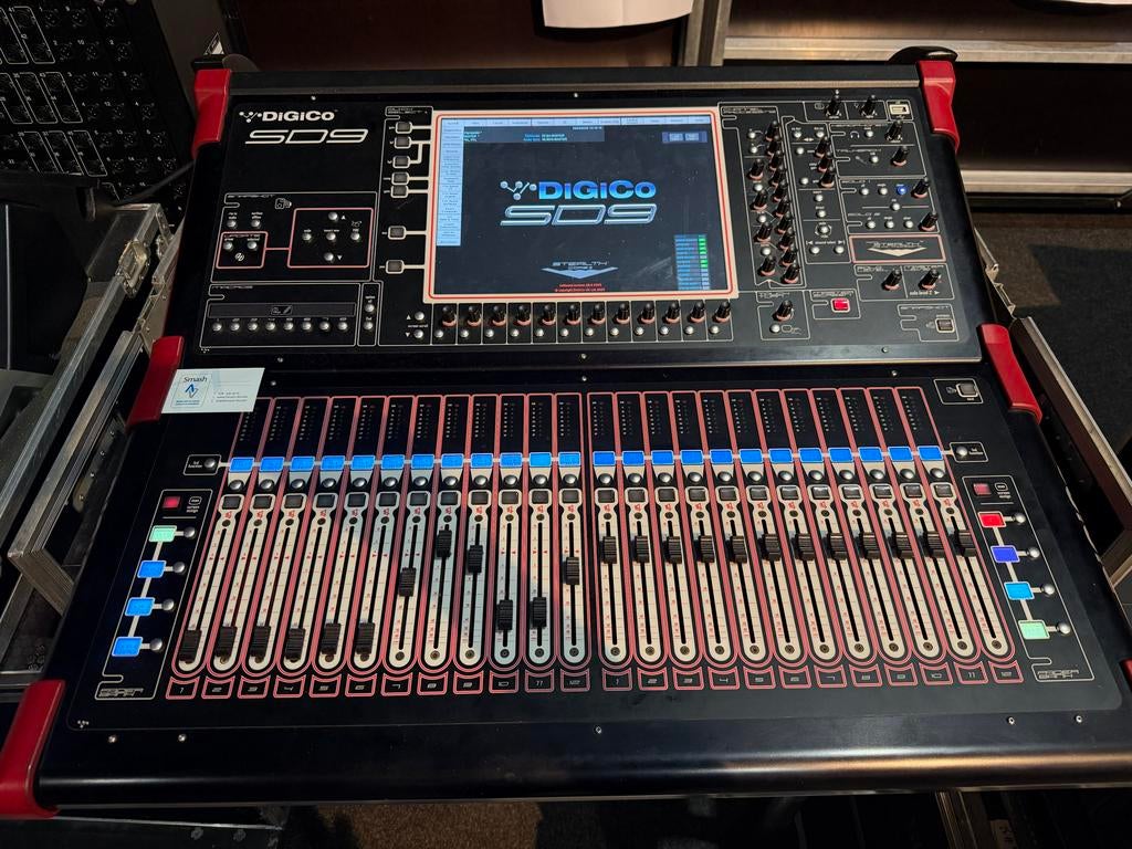 DiGiCo SD9 Digitale Mengtafel met D-Rack, Muziek en Instrumenten, Ophalen, Digico, Microfooningang, 20 kanalen of meer