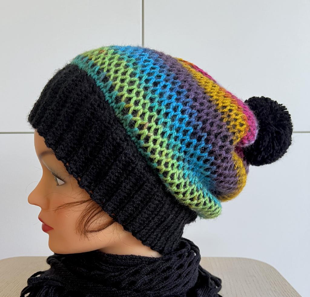 Kleurrijke muts met pompon, Ophalen, Nieuw, Muts