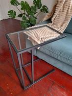 IKEA Bijzettafel - Zwart Metaal & Glas, Ophalen, Minder dan 45 cm, Minder dan 55 cm, Modern
