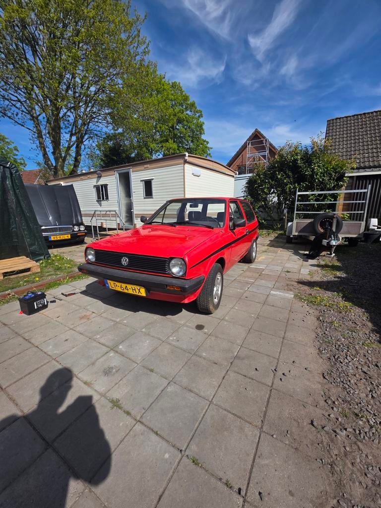 Volkswagen Polo 1.0 GL 1984 Rood, Auto's, Voorwielaandrijving, Stof, 4 cilinders, Handgeschakeld