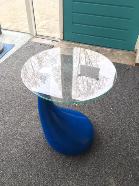 Leuk blauw bijzettafeltje, Huis en Inrichting, Tafels | Bijzettafels, Minder dan 55 cm, Rond, Retro-futuristisch, Ophalen