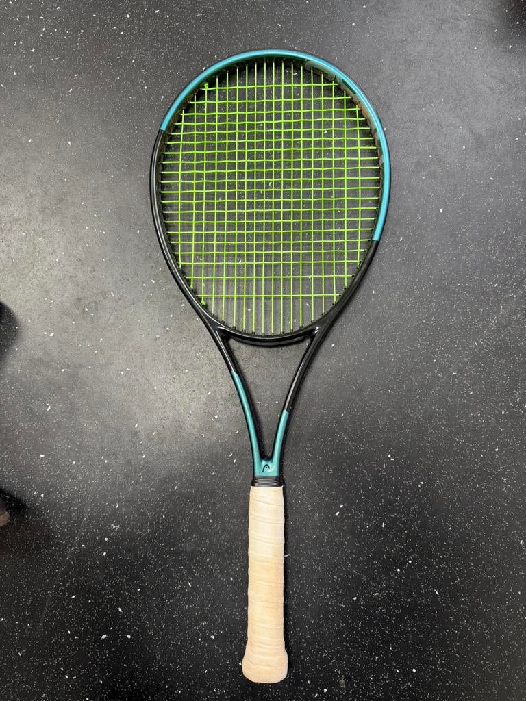 Head gravity pro, Sport en Fitness, Tennis, Ophalen of Verzenden, Zo goed als nieuw, Racket, Head