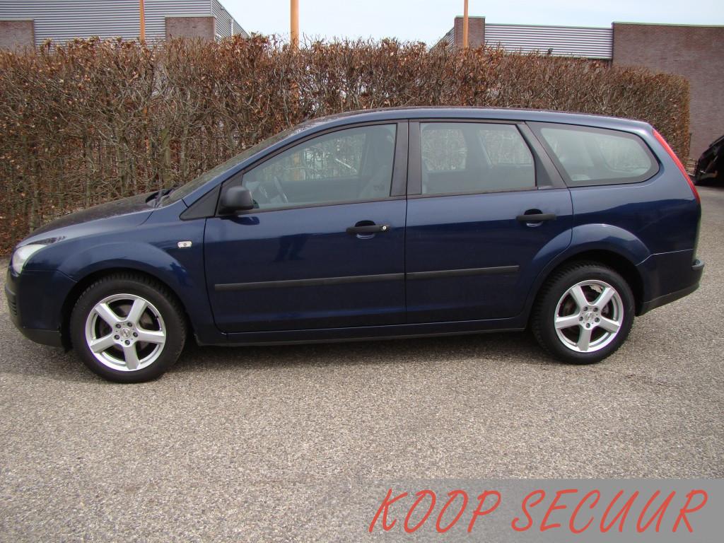 Ford FOCUS Wagon 1.6-16V Champion (bj 2005), Auto's, Focus, 1596 cc, 4 cilinders, Origineel Nederlands