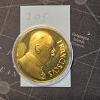 705 Goudkleurige Vergulde penning van Paus Franciscus 2013, Ophalen of Verzenden, Goud, Buitenland