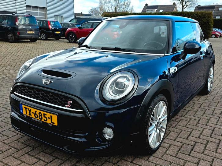 MINI 2.0T 141KW 190PK COOPER S CHILI  AUT PANORAMA  HEAD UP, Auto's, Mini, Particulier, Cooper S, ABS, Achteruitrijcamera, Adaptieve lichten
