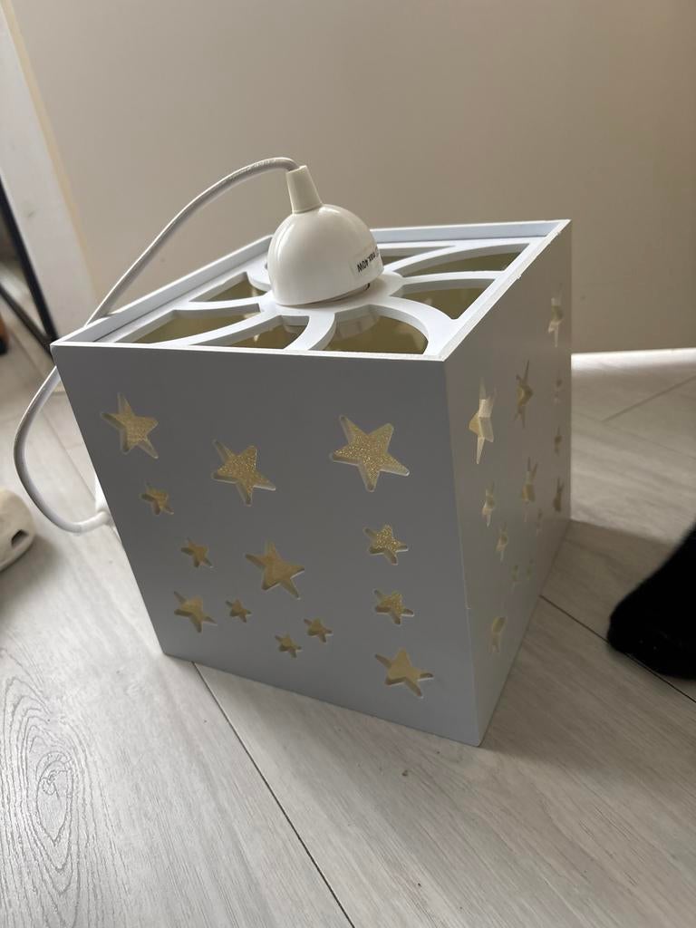 Witte kinderlamp met sterren - Plafondlamp/Hanglamp, Ophalen of Verzenden, Zo goed als nieuw, Hout, Minder dan 50 cm