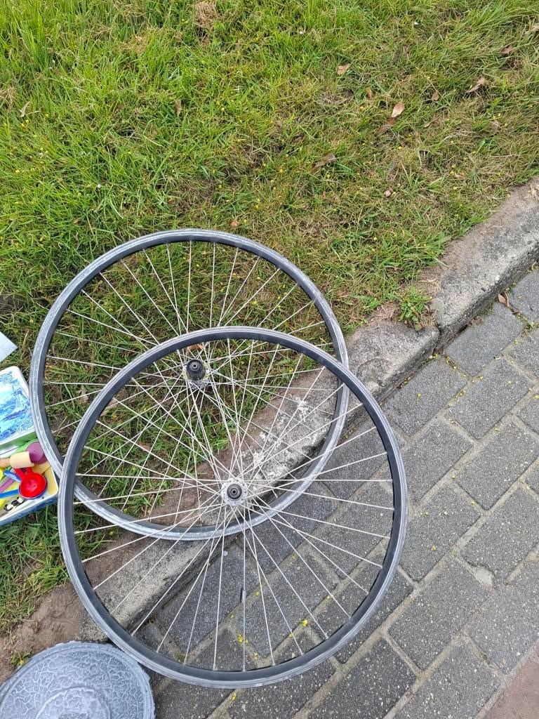 Twee gebruikte fietswielen, Wiel, Gebruikt, Toerfiets, Ophalen of Verzenden