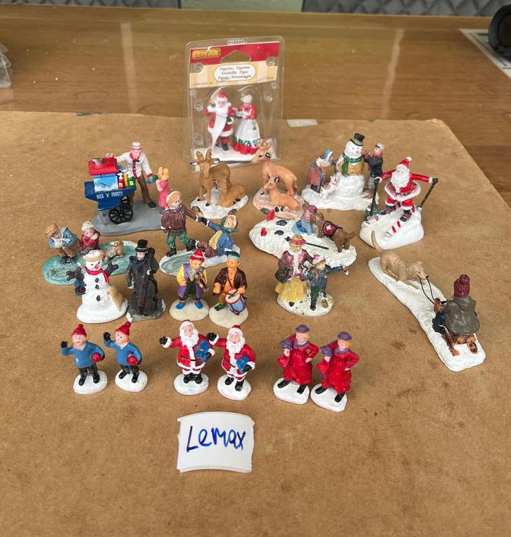 Lemax kerstdorp figuren, Diversen, Kerst, Zo goed als nieuw, Ophalen of Verzenden